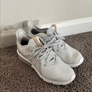 Nike Women's Air Max Sequent 3 Running Shoes Pure Platinum 908993-008 Size 7